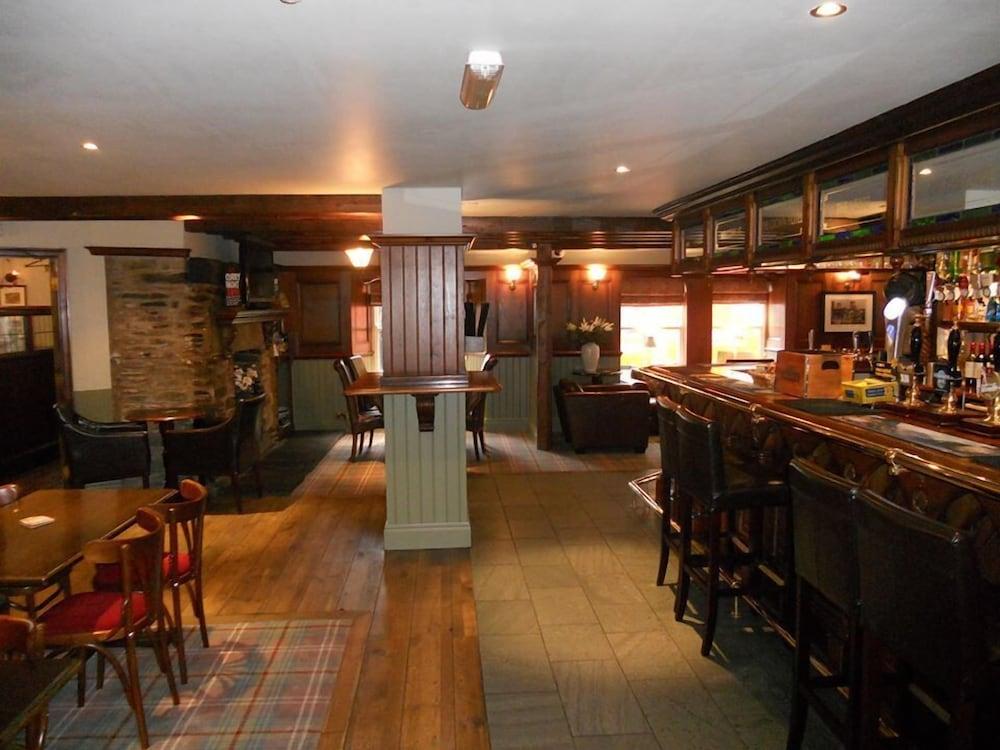 The Crown 3* Coniston